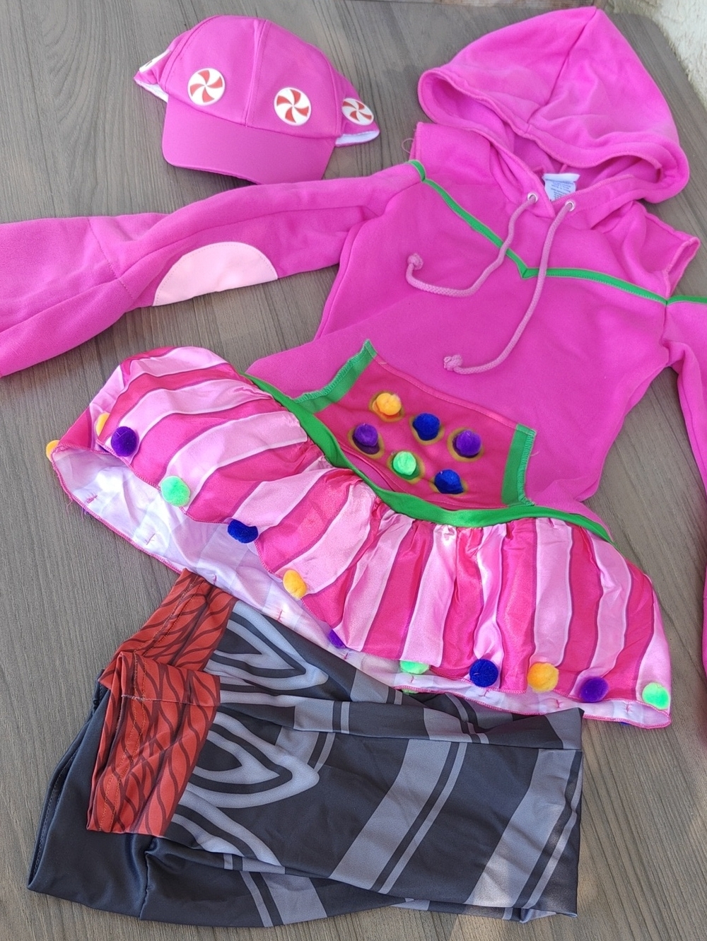 New! Spirit Halloween Adult Zoey Fortnite Costume